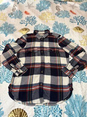 Women's Large American Eagle "Ahh-Mazingly Soft" Plaid Flannel Button Down Shirt